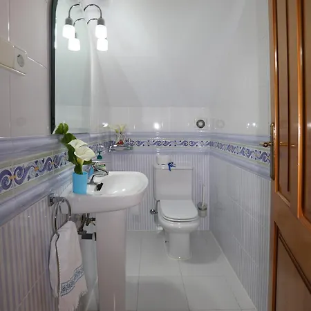 Casa Señorial -casa Completa 5 O Separada En Dos Independientes De 2 Y 3 Habitaciones- *
